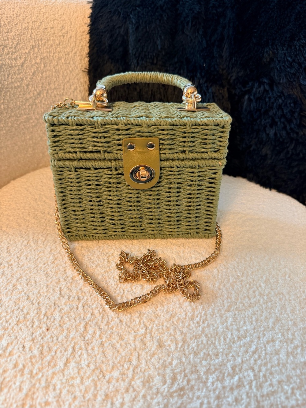 Hand woven green rattan bag with Crossbody and top handle